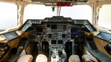 2002 Hawker 800XP Ckpt 1 258560 N8778